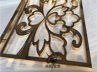 深圳别墅新款琴海铝艺K金楼梯护栏众钰定制
