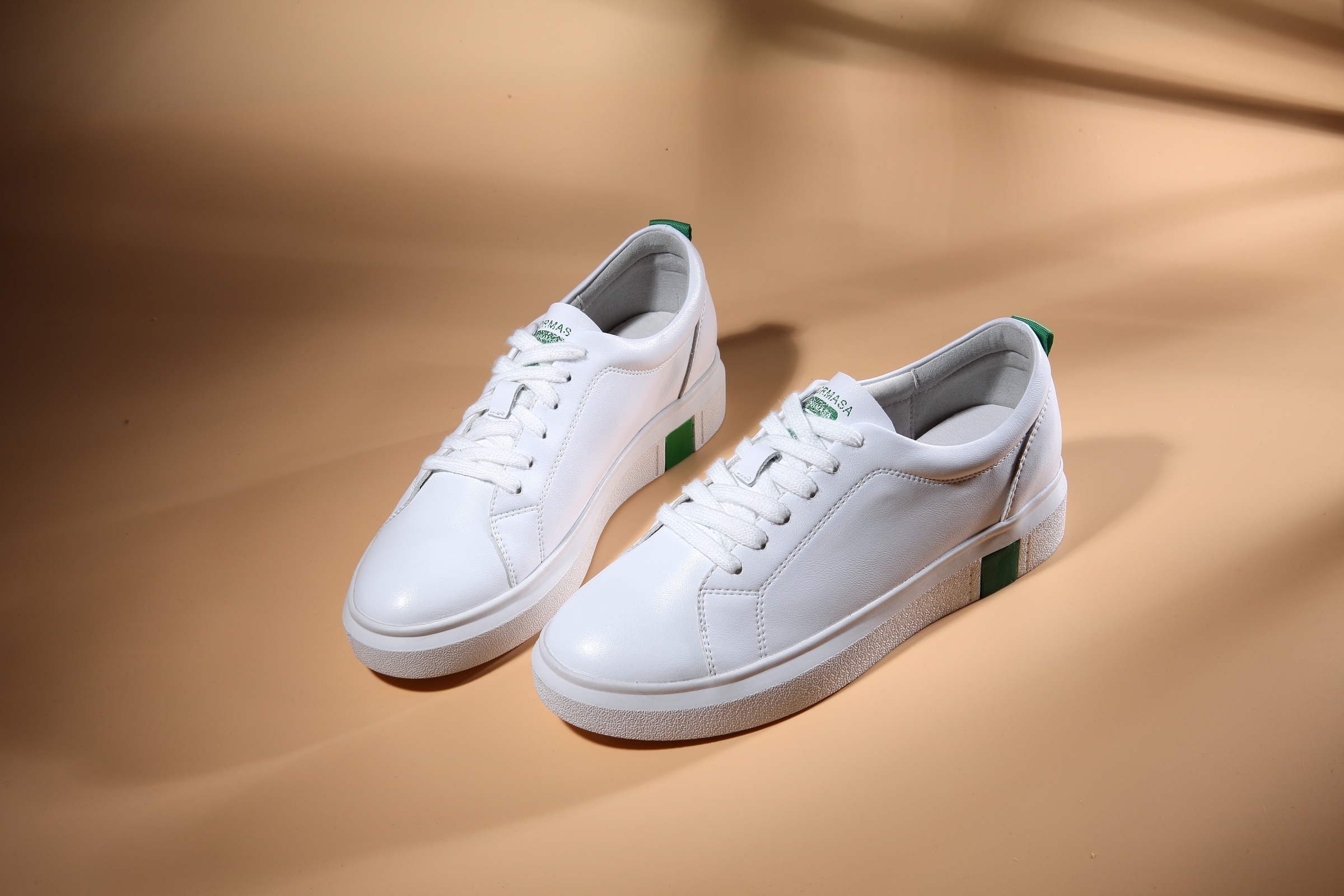 女鞋静物场景拍摄 集映视觉摄影