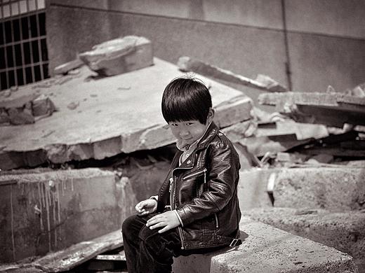拆迁队路过
