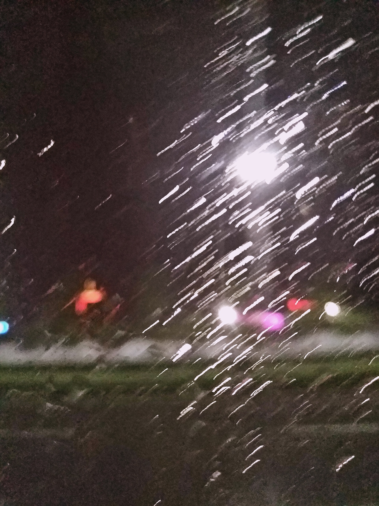 瞬间的闪电和光轨⚡（图ZODg5OTAyMDA=） - 风光摄影 - 站酷设计师阿崔啊miss原创素材 - 站酷ZCOOL