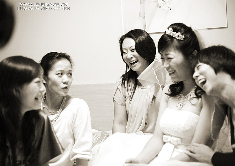 《Happy Sisters》新闻纪实婚礼摄影Simon Chen陈昕作品（图ZMTA1NzcwOA==） - 人像摄影 - 站酷设计师婚礼摄影师陈昕原创素材 - 站酷ZCOOL