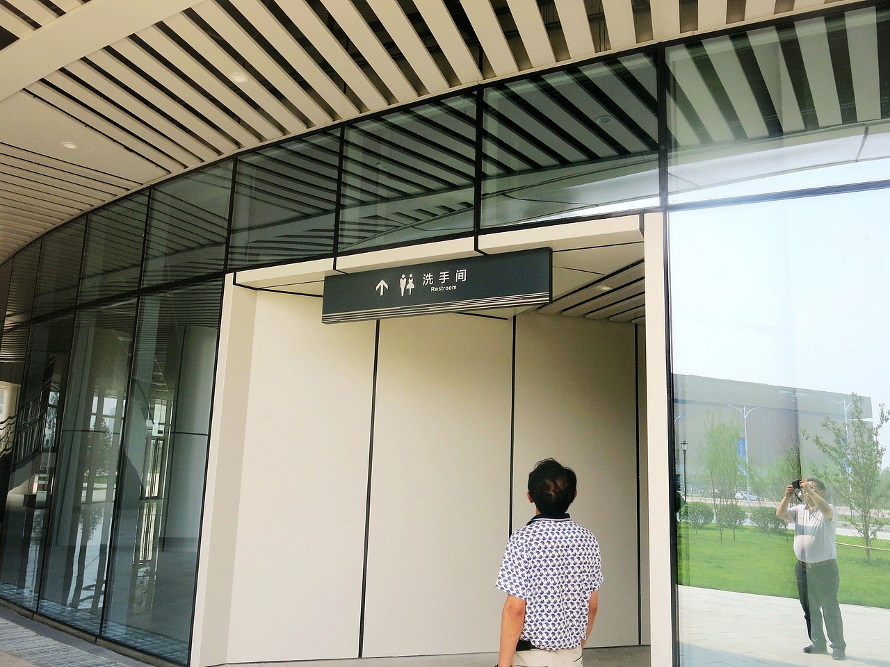 金箭标识——南湖国际会展中心导视设计