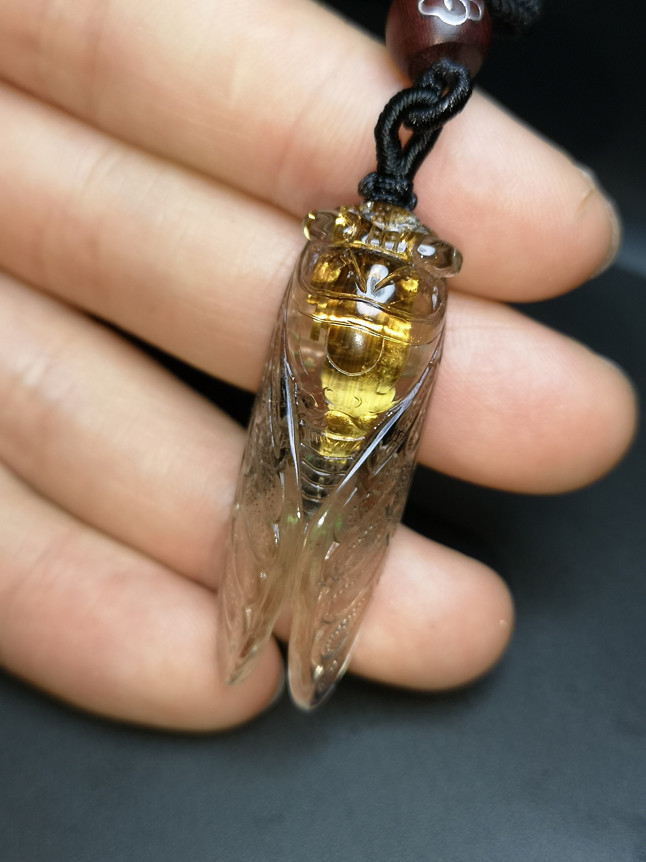 巧夺天工,手工雕刻蝉