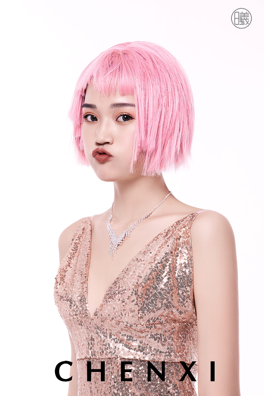 時尚杂志专栏（图ZMTUzMTQ0MTQ4） - 时尚/艺术摄影 - 站酷设计师小晨CHENXI原创素材 - 站酷ZCOOL