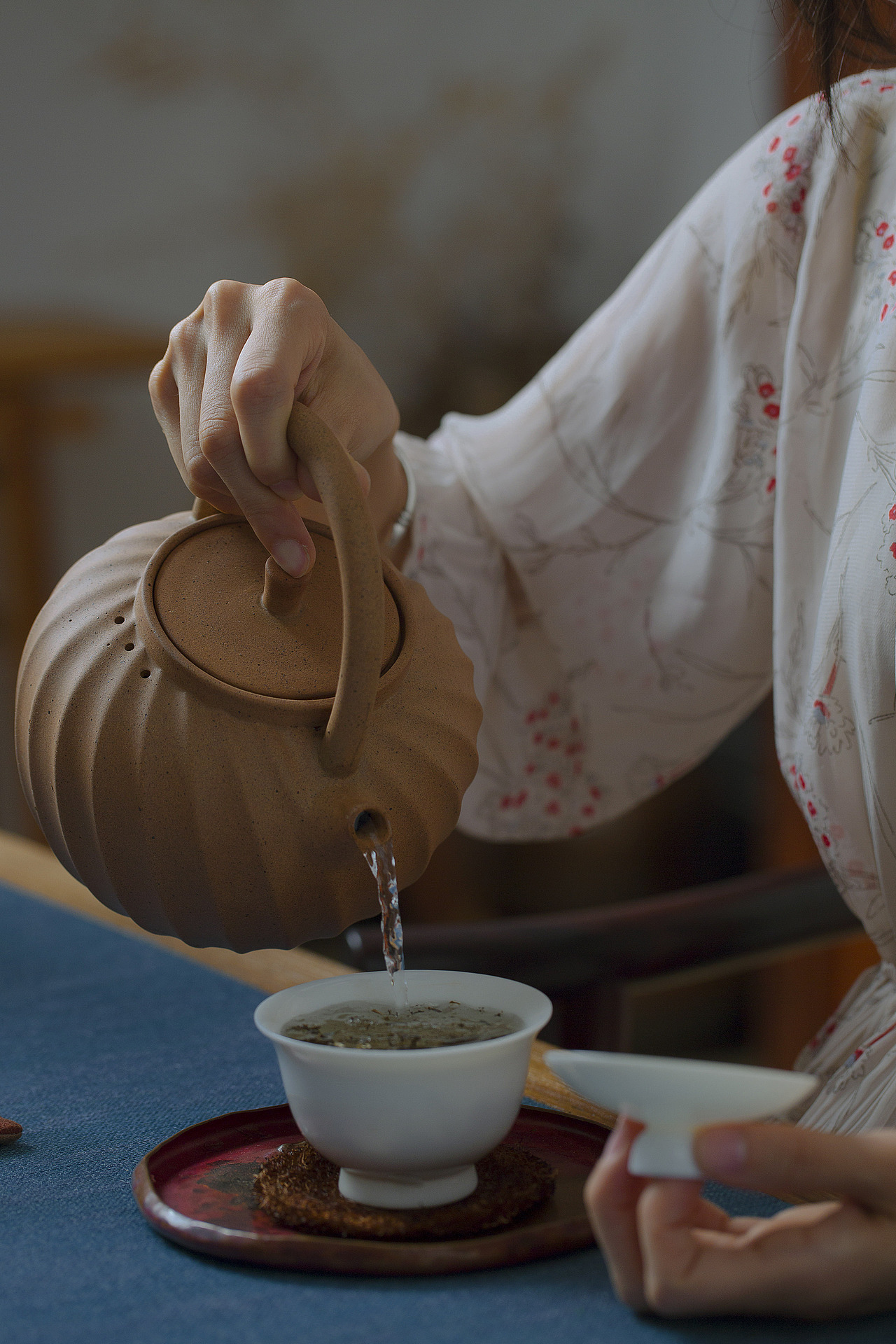静物拍摄|普洱思享（视频）普洱茶拍摄 茶叶拍摄（图ZMTg3MDU4MjQ4） - 产品摄影 - 站酷设计师摄影师大桂原创素材 - 站酷ZCOOL