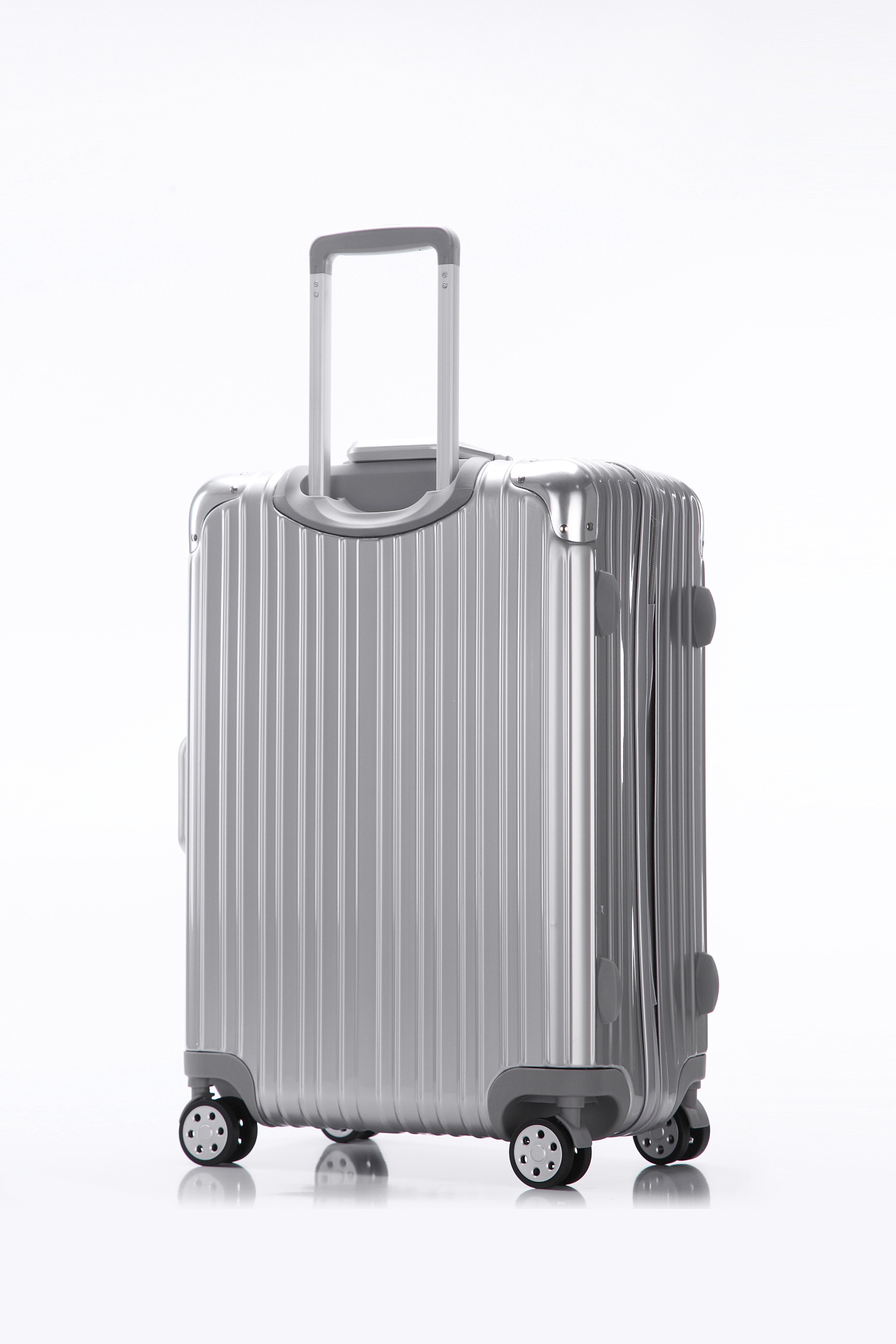 旅行箱 018a8b574d35406ac72525ae9378cd.JPG@1280w_1l_2o_100sh.jpg