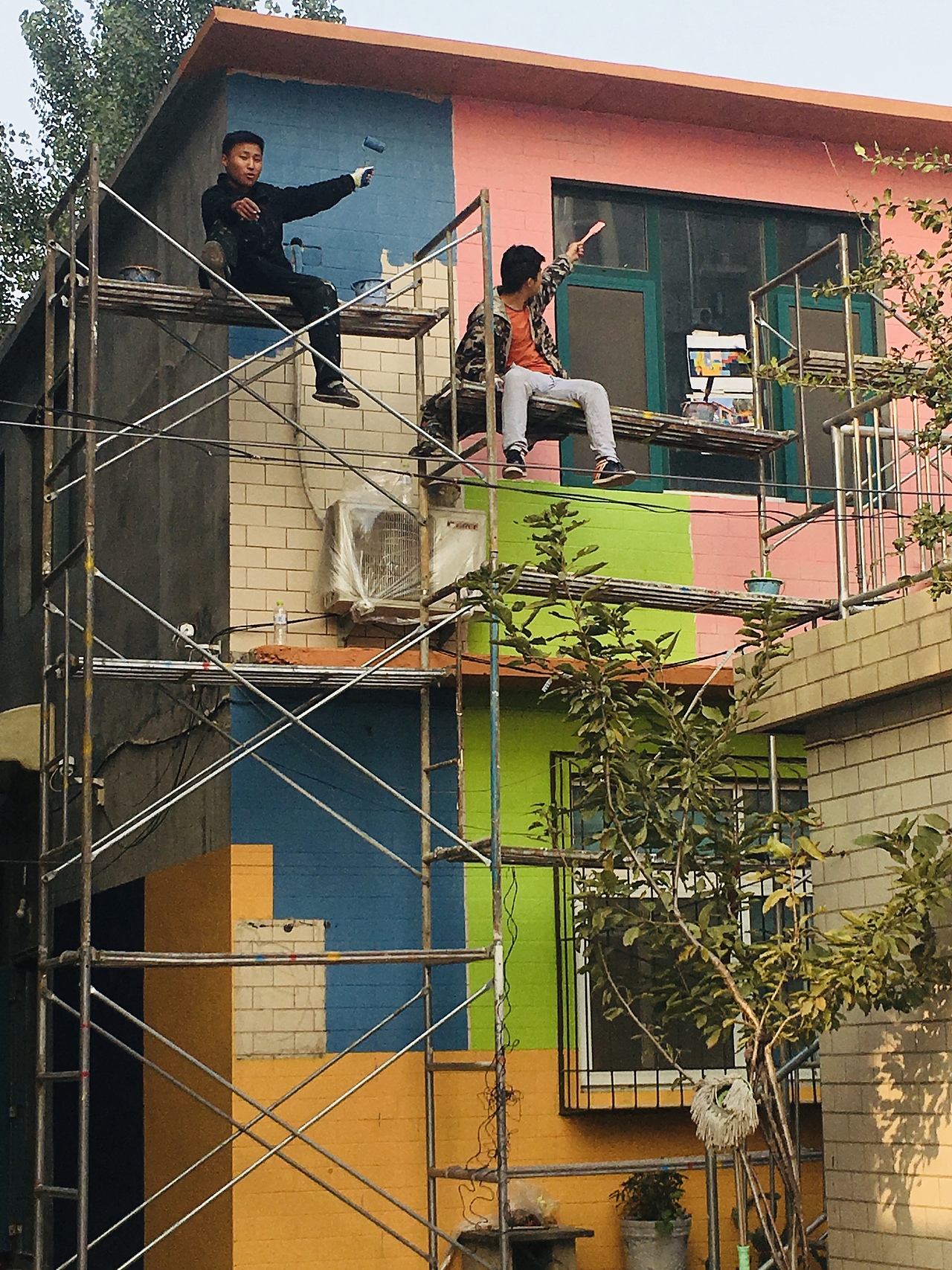 那些琐碎的墙绘作品