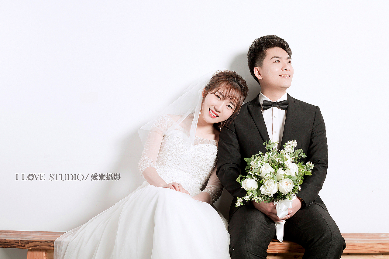 爱乐摄影原创作品——《湖边风情》