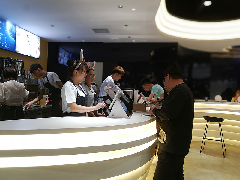 蓝色盛火揽月入茶连锁项目亮相落地！（图ZMTYyMzU1OTky） - 品牌 - 站酷设计师蓝色盛火原创素材 - 站酷ZCOOL