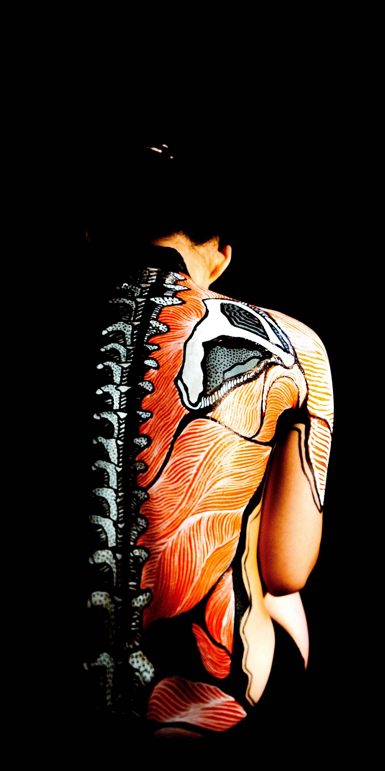 文刀绘 公共艺术《艺术在身体上游走》