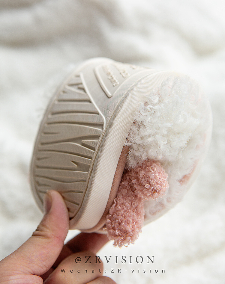 家居棉拖鞋外景基地拍摄ins风格图片拖鞋（图ZMjIzNDc5NjE2） - 产品摄影 - 站酷设计师ZRVISION原创素材 - 站酷ZCOOL
