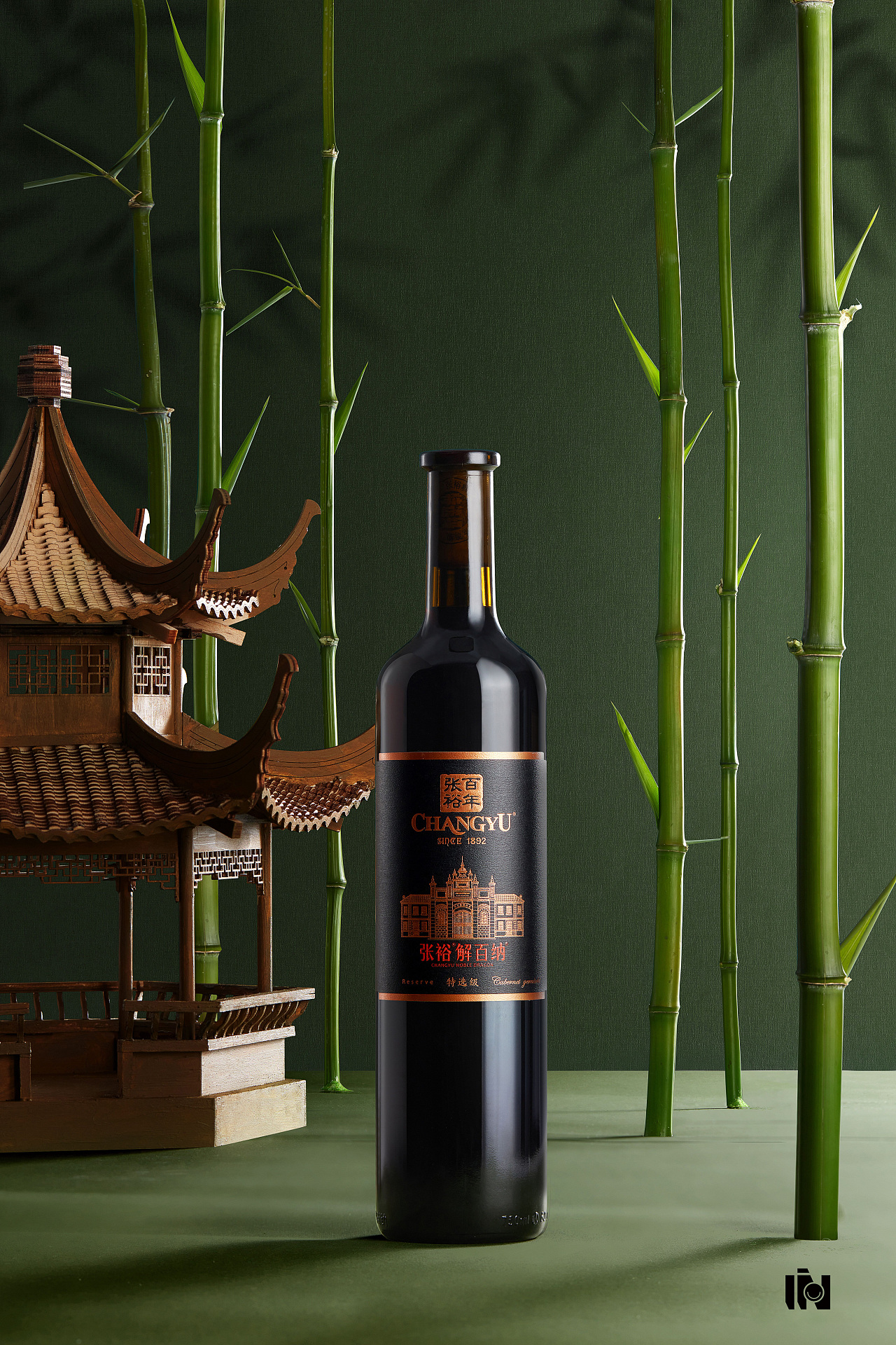 张裕葡萄酒70inlight l 葡萄酒拍摄