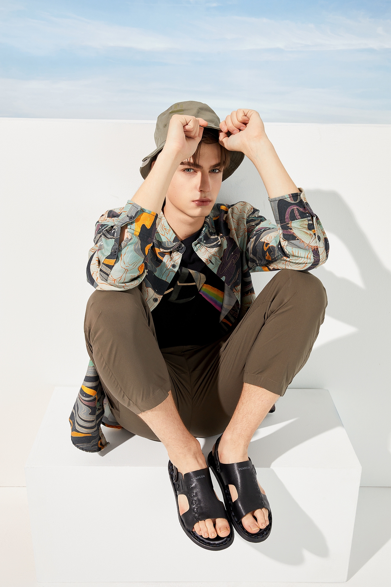 YEARCON 2021SS 男鞋品牌摄影（图ZMjU3NTAxMDI0） - 人像摄影 - 站酷设计师浣星传媒原创素材 - 站酷ZCOOL