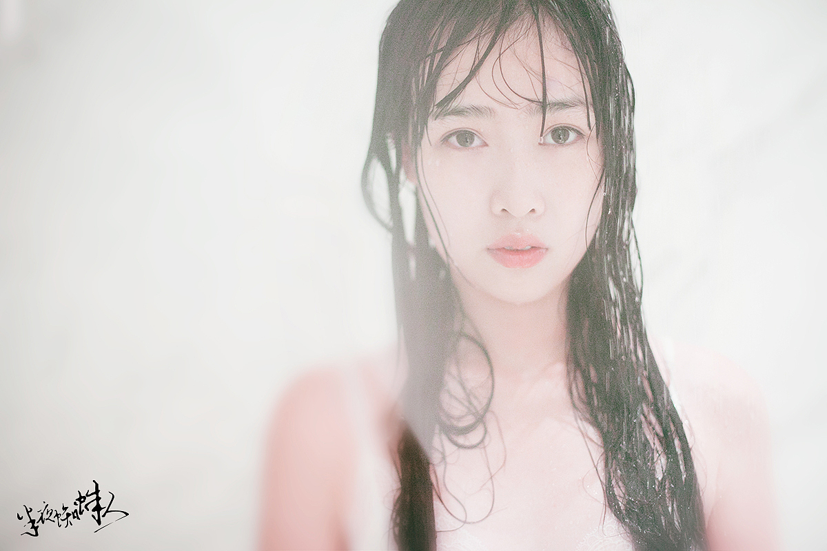 依然夏日风——【水】和【女人】（图ZODUxNDEyODA=） - 人像摄影 - 站酷设计师半夜蜘蛛人原创素材 - 站酷ZCOOL