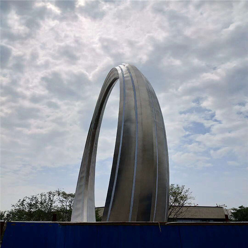 万达广场12米直径圆环不锈钢雕塑 内置灯带