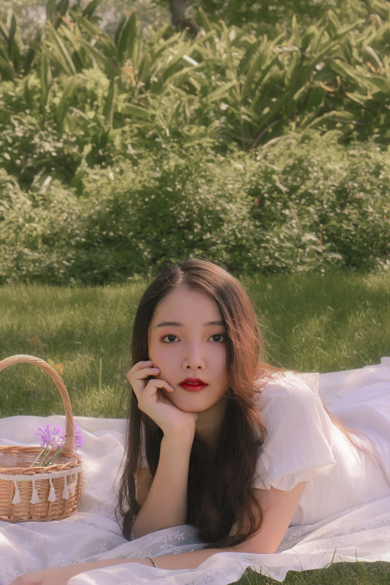 森林与阳光的交汇～（图ZMjExNzc3OTY0） - 人像摄影 - 站酷设计师秋水ki原创素材 - 站酷ZCOOL