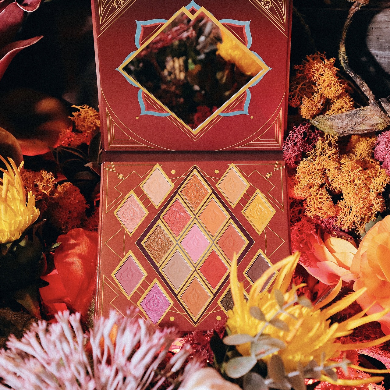 SUGAROCK Sorcery | Deities 眼影包装插画