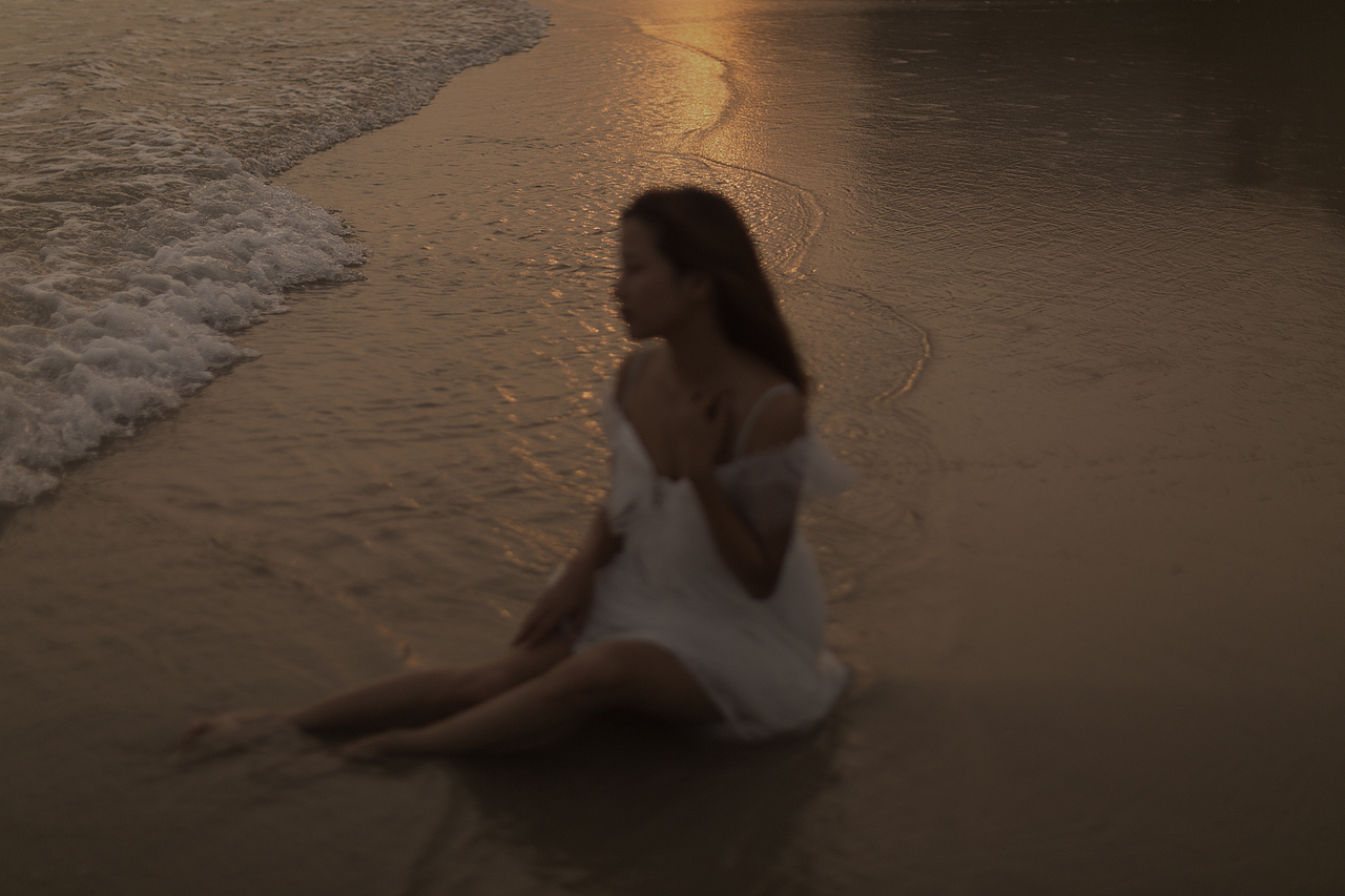 等待月光的到来「深圳写真约拍」