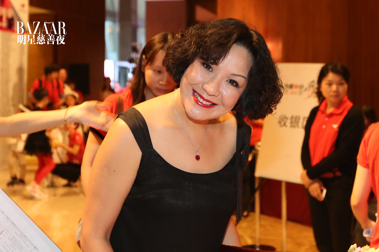 芭莎明星慈善夜