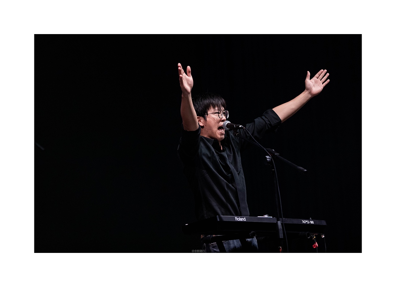 厕纸乐队2022演出广州声音共和（图ZMzE2MDk5ODQ4） - 人像摄影 - 站酷设计师余影随行原创素材 - 站酷ZCOOL