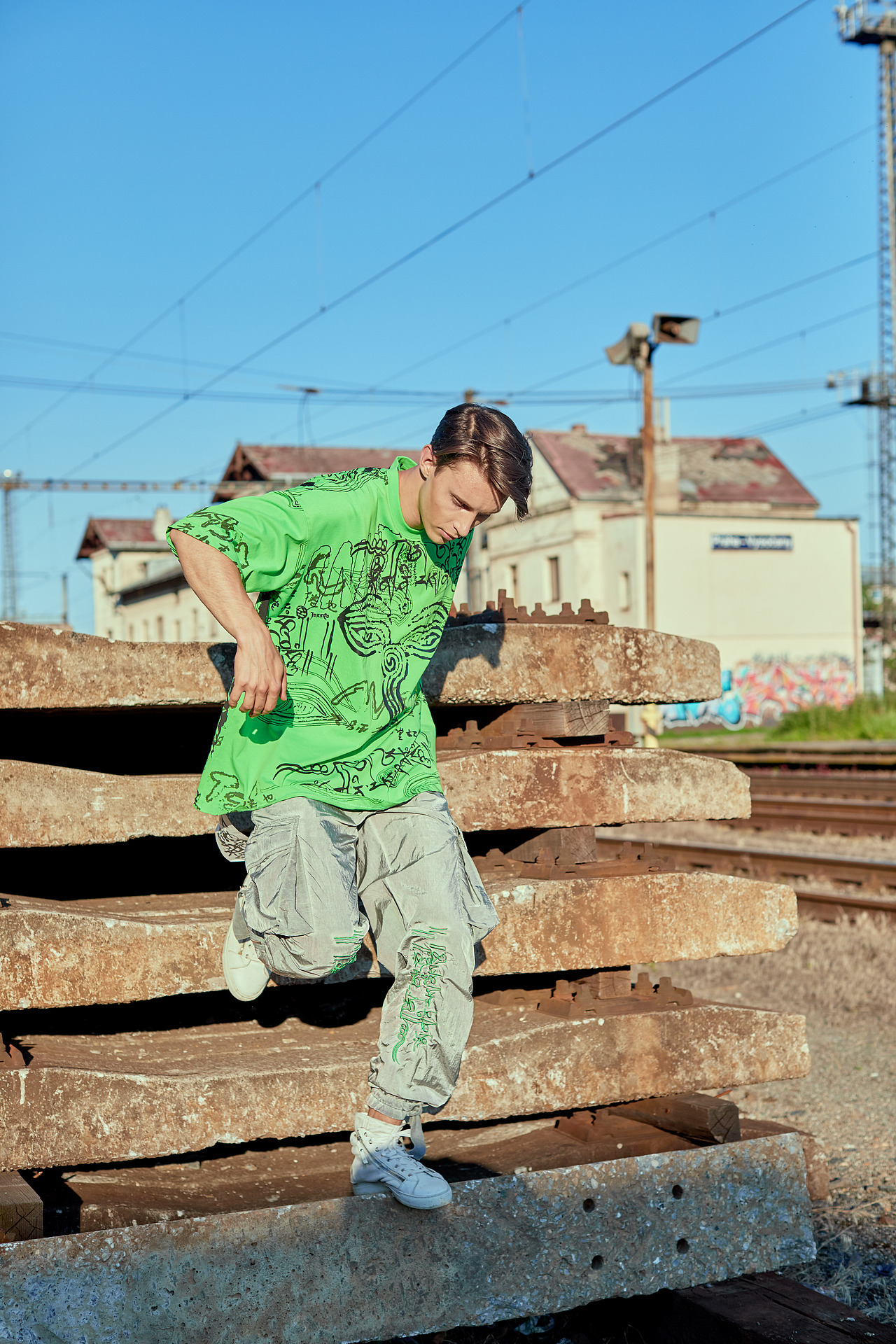 潮牌拍摄/街头拍摄（图ZMTc0MDEzMDI0） - 人像摄影 - 站酷设计师丶心五口原创素材 - 站酷ZCOOL