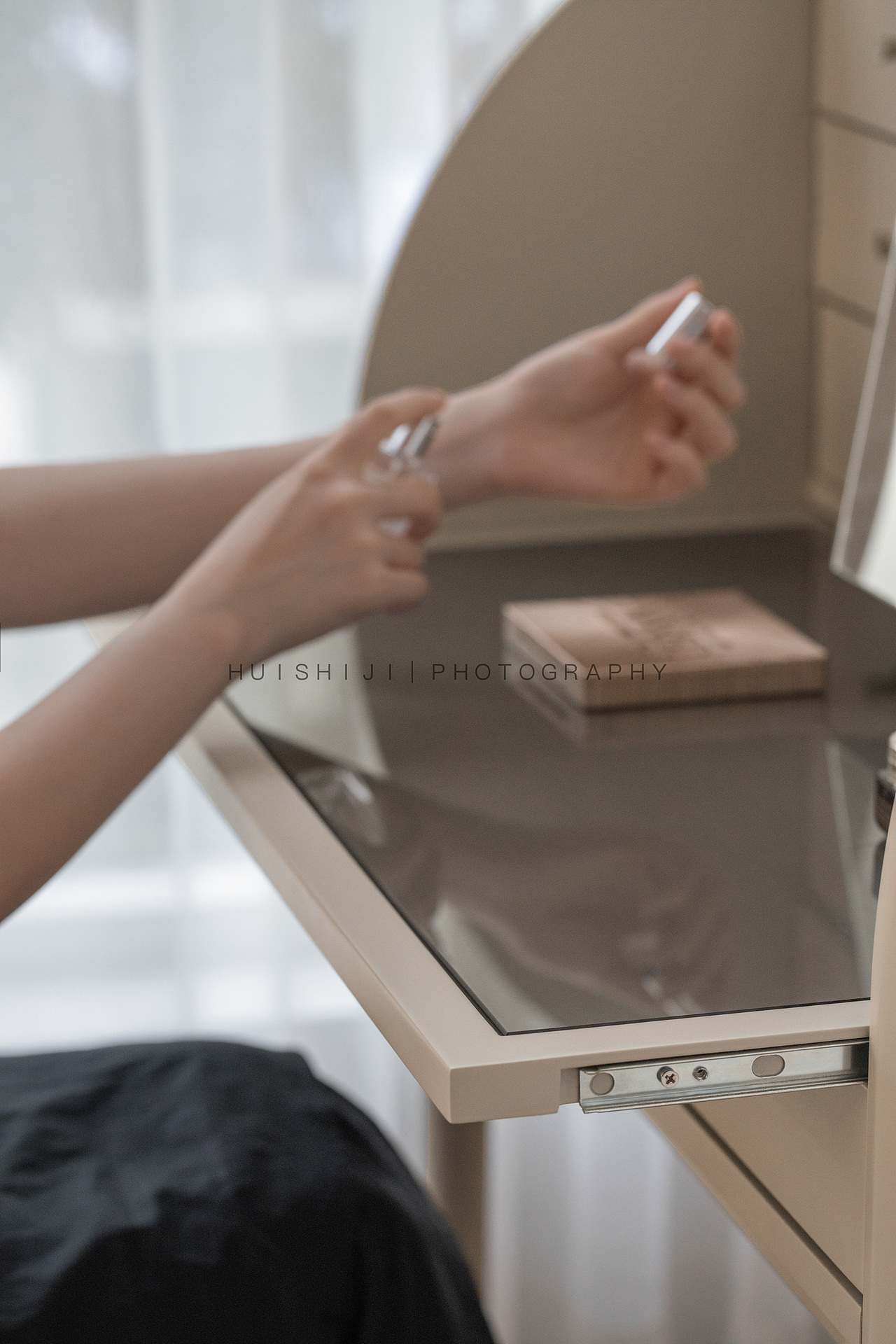 静物摄影｜#生野安室·原创家具# 雲 朵 ☁️（图ZMjc3MjYyNzQw） - 产品摄影 - 站酷设计师绘食集原创素材 - 站酷ZCOOL