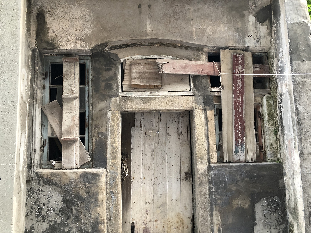 「 城市的 浪漫运作 」