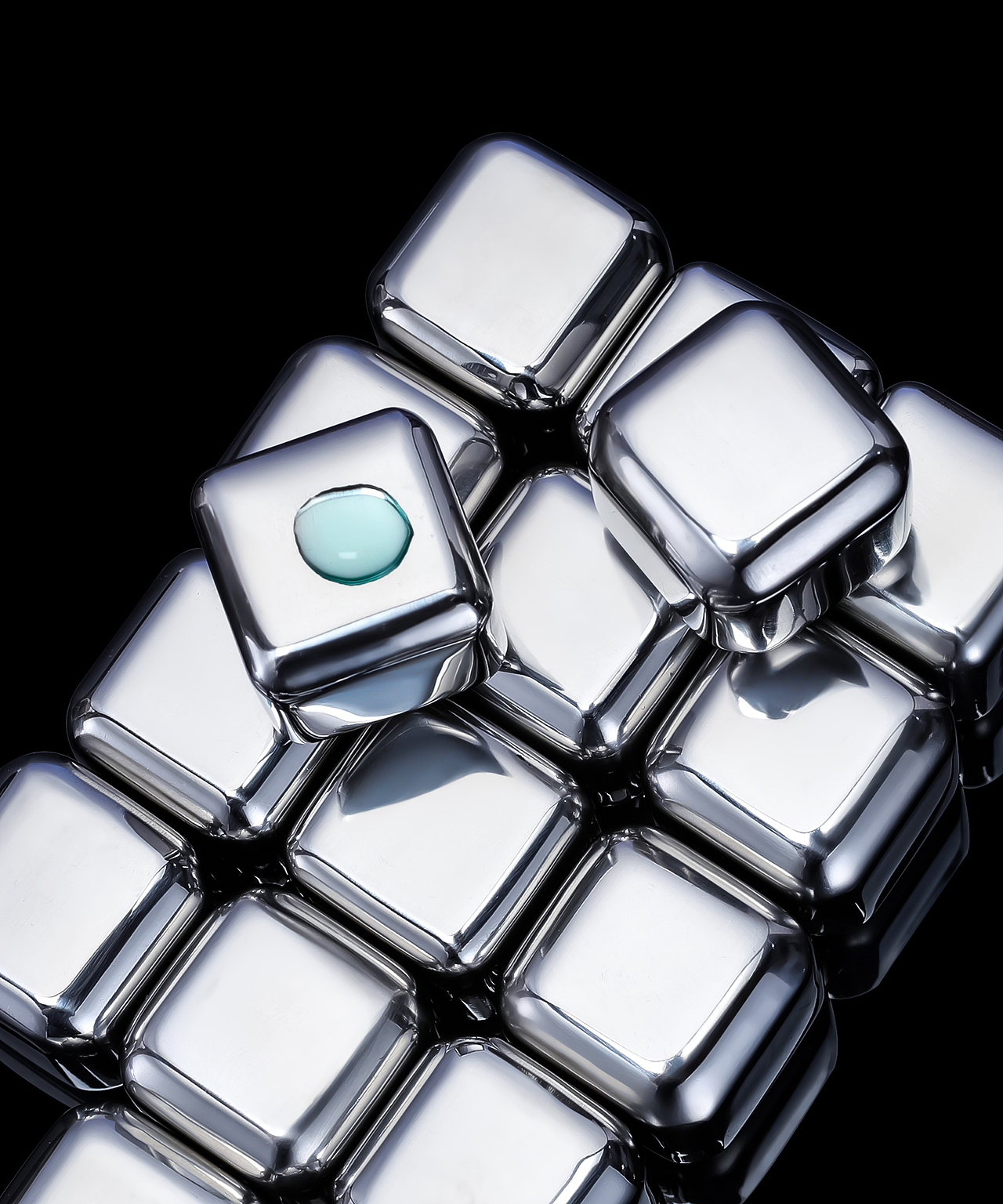 不锈钢冰桶+冰粒（图ZMjA5Njg2NzUy） - 产品摄影 - 站酷设计师锋影视觉工作室原创素材 - 站酷ZCOOL