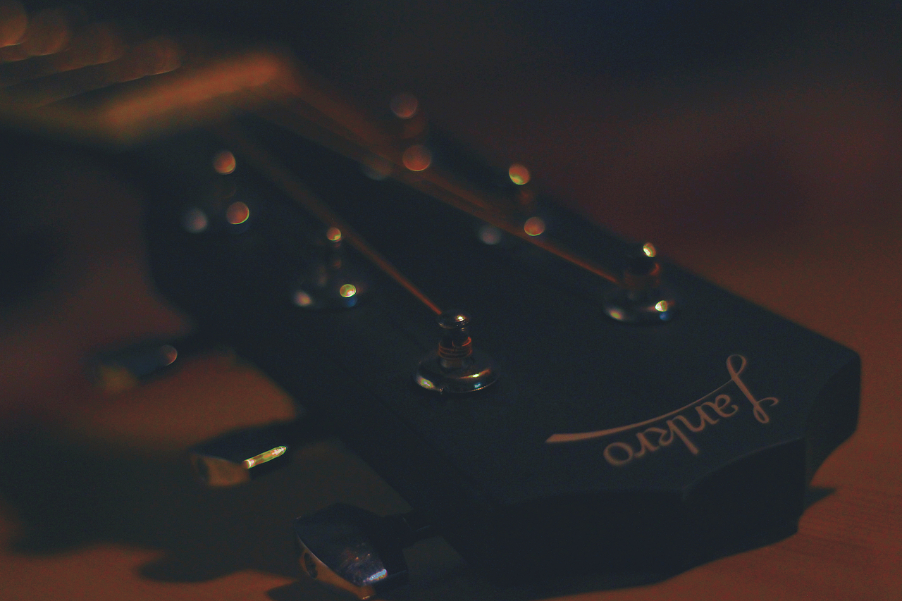 吉他（图ZODUzMzYwNjA=） - 其他摄影 - 站酷设计师ma675055787原创素材 - 站酷ZCOOL