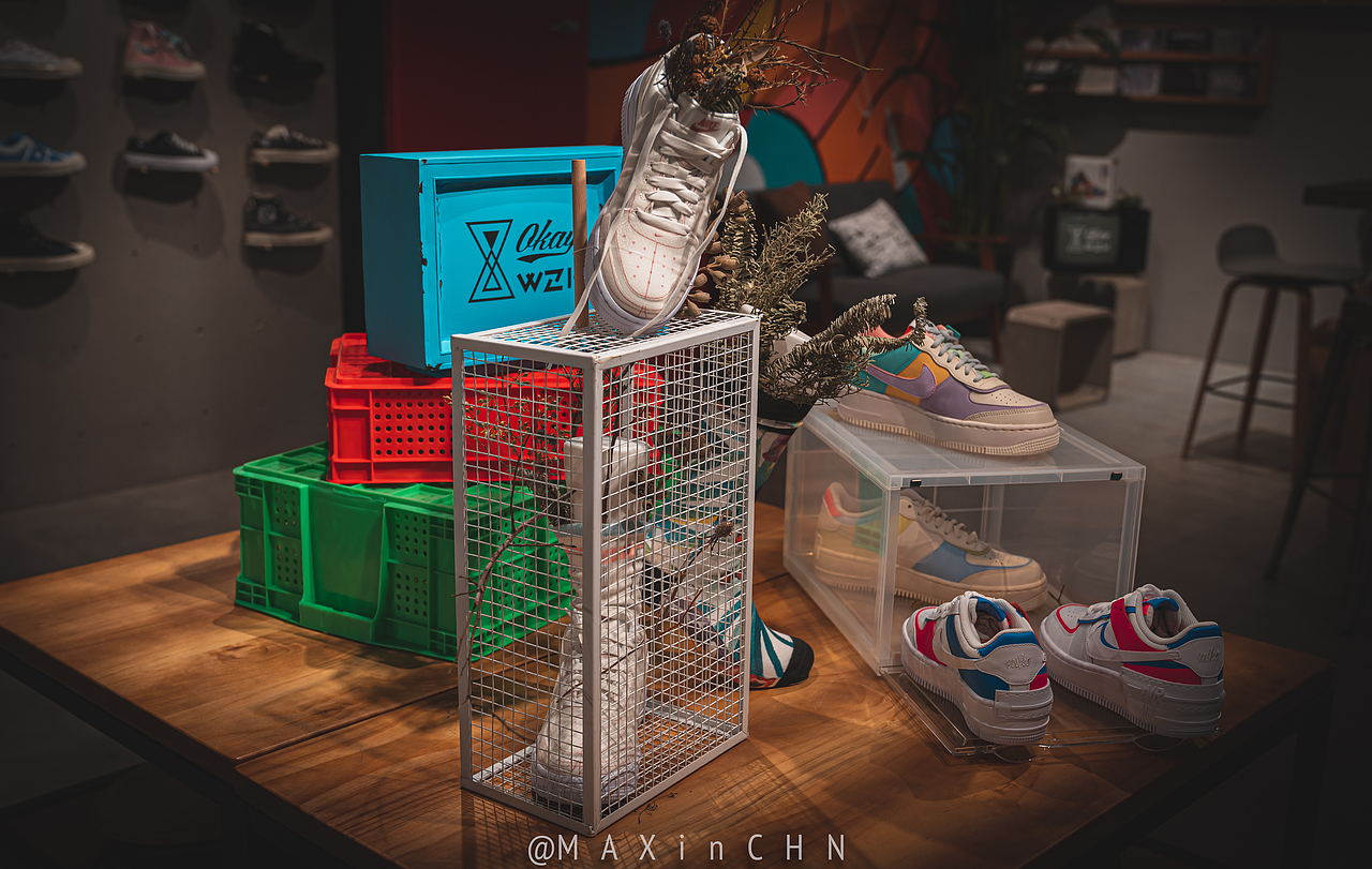 Jony J⚫️🔴Okay WZK 淡黄的长裙 蓬松的头发?