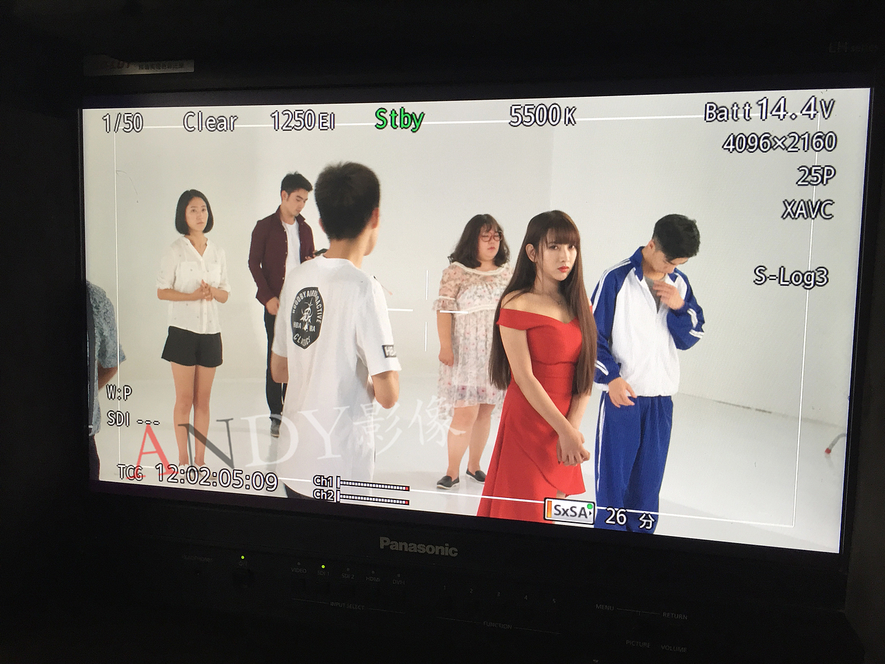 上火星球拍攝（圖ZOTU5MjQyODQ=） - 人像攝影 - 站酷設計師安迪影像原創(chuàng)素材 - 站酷ZCOOL