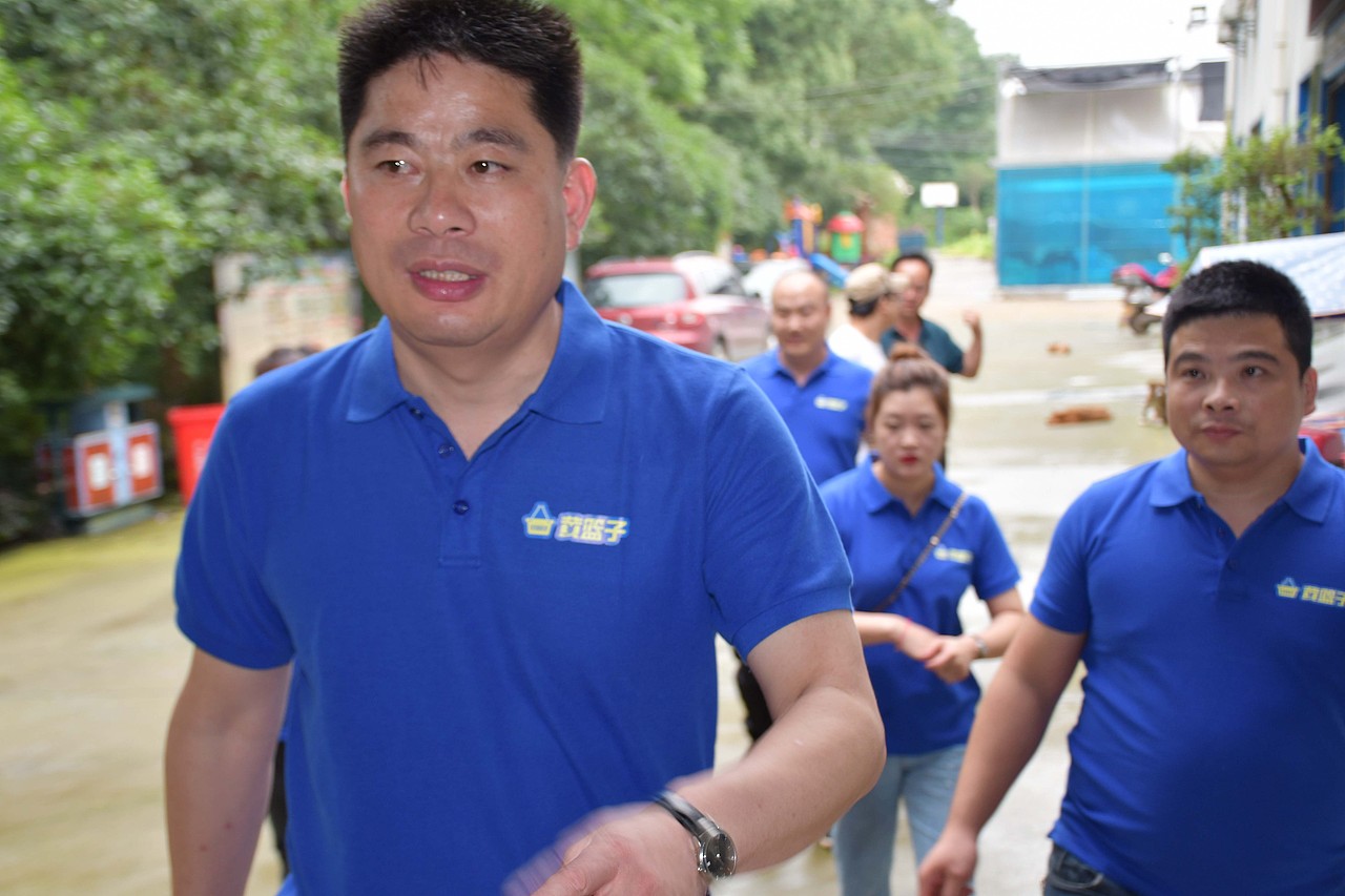 陈老汉出品 | 黄篮子生鲜连锁品牌VI视觉体系制造