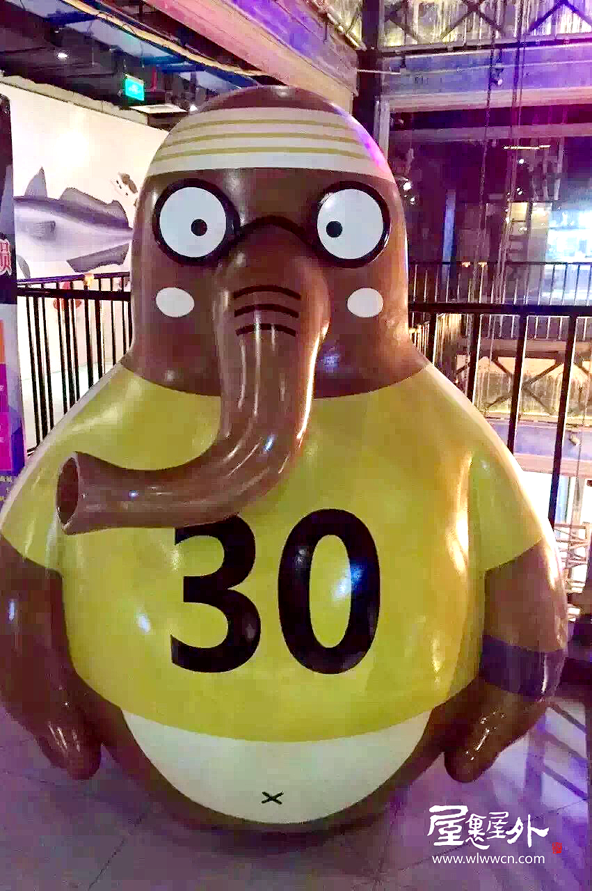 大象城创意油漆桶