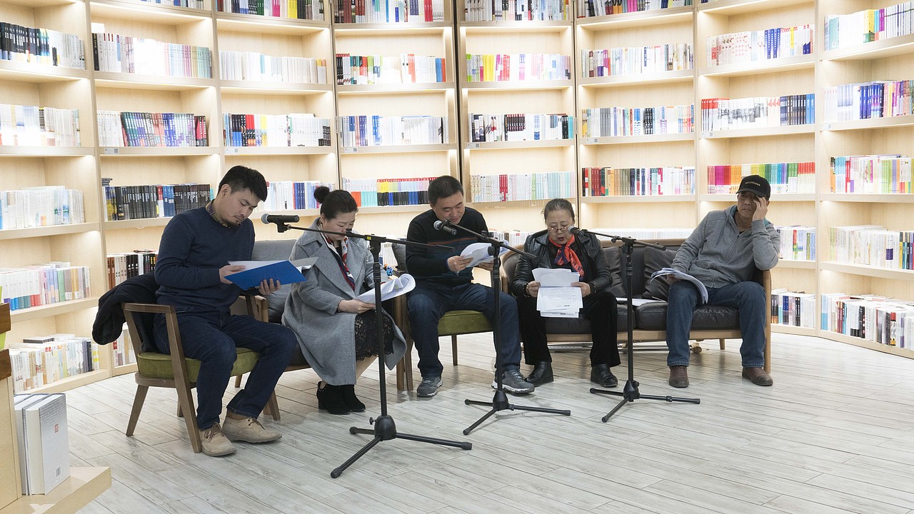 独幕剧《上了锁的箱子》-谷小松频道