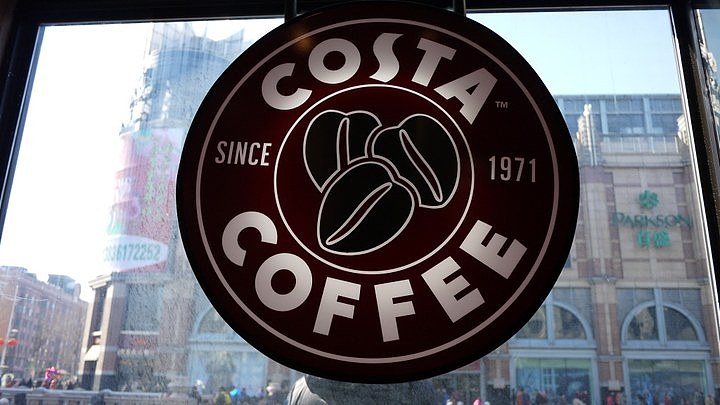 黏在家里 年在家里