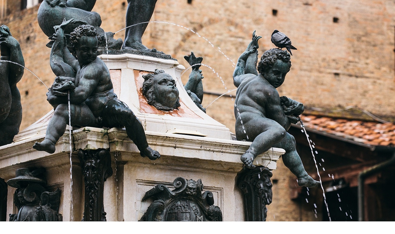 詹波隆那是文艺复兴中期较为成熟的雕塑家,而海神喷