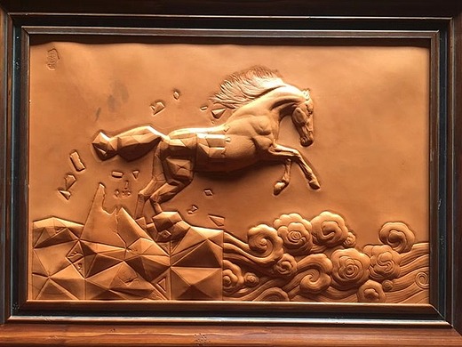 原创皮雕皮塑作品—几何形体的马