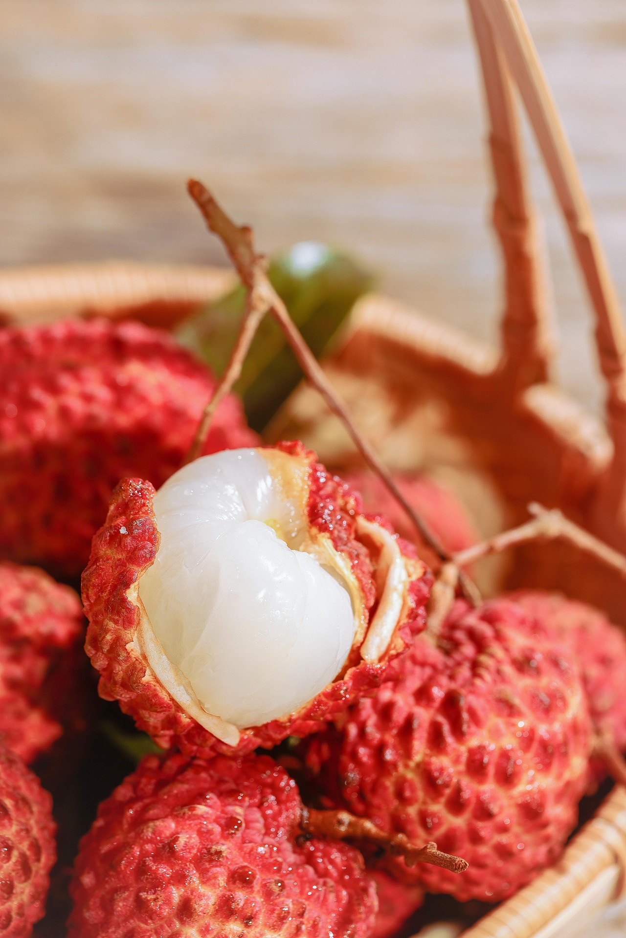 荔枝|摄影|美食摄影|隐九霄_原创作品-站酷zcool