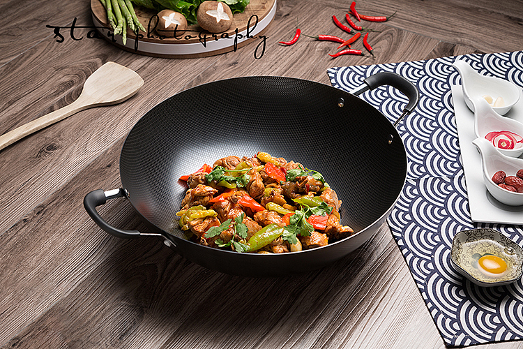 双耳锅（图ZOTU2NjMxMjQ=） - 产品摄影 - 站酷设计师安徽聚象影视传媒原创素材 - 站酷ZCOOL