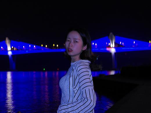 和爱情相关，我爱的人