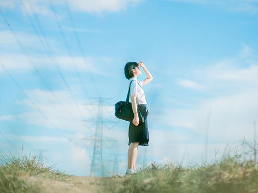 天空下