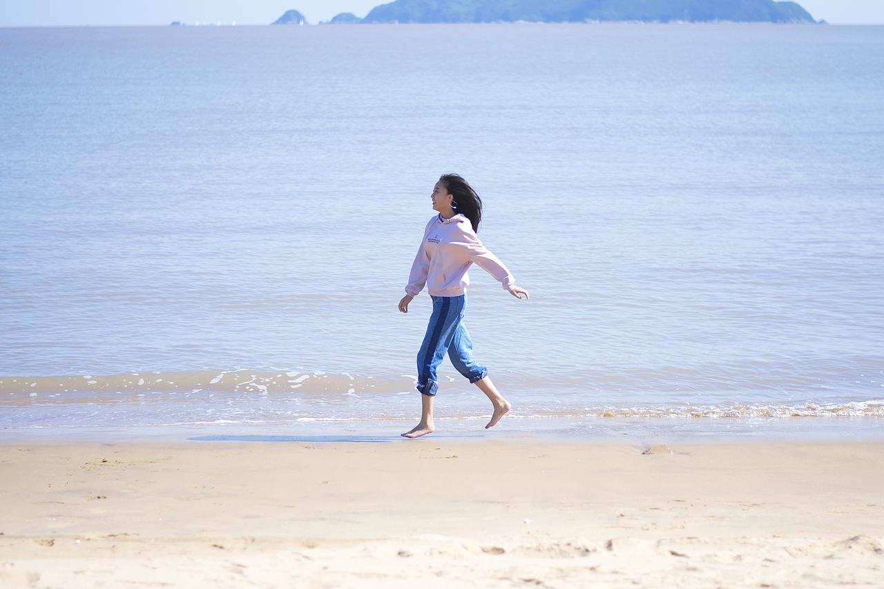 看海（图ZMTM4ODYyNDEy） - 人像摄影 - 站酷设计师心若有夕原创素材 - 站酷ZCOOL