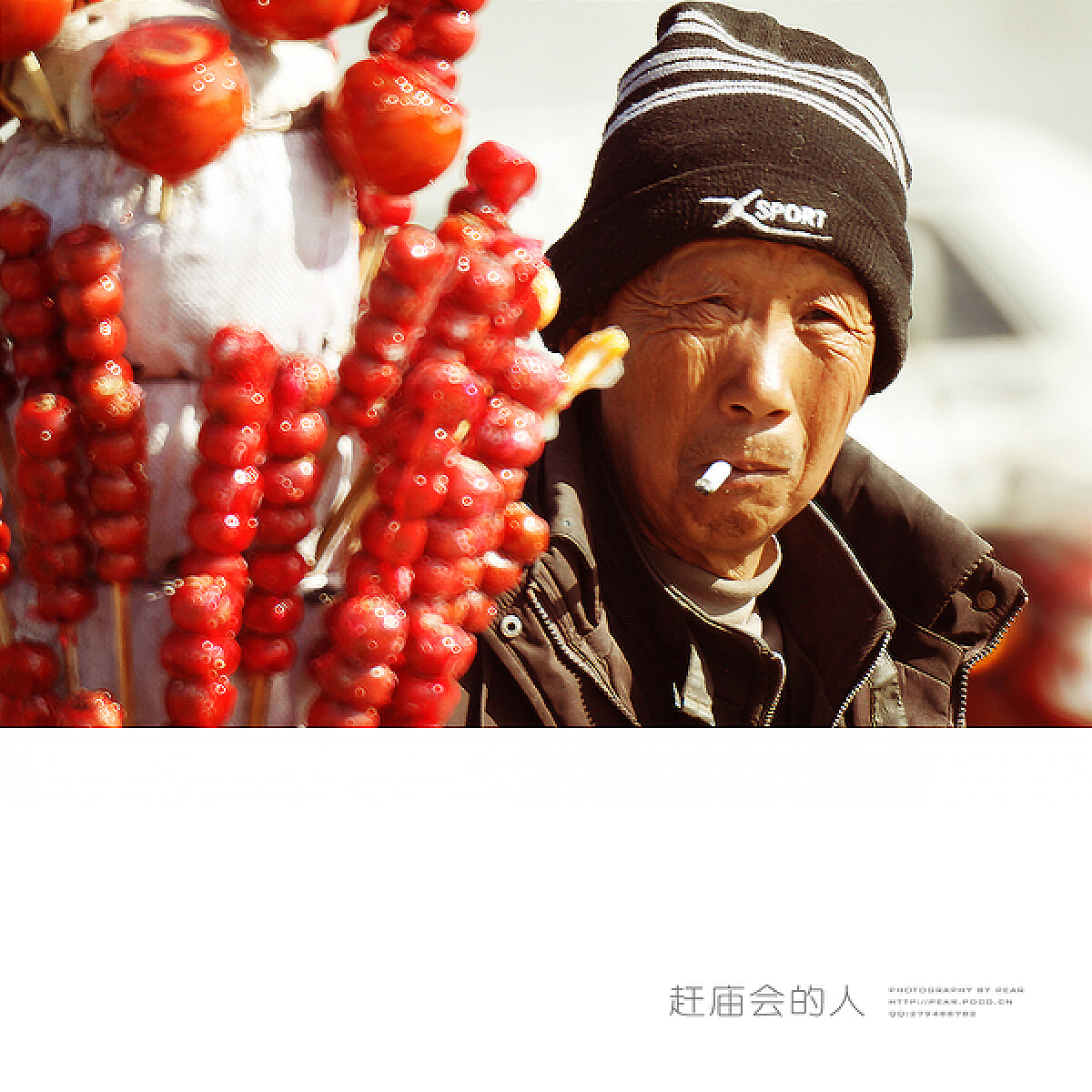 案板上擀饺子皮高清摄影大图-千库网