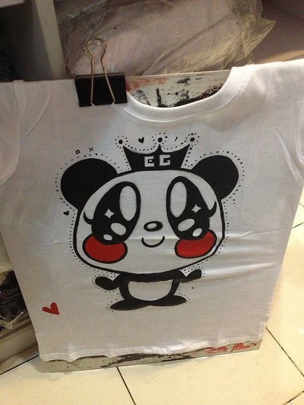 手绘T恤（图ZNjM5NDMzMzY=） - 工艺品设计 - 站酷设计师W_X_L_原创素材 - 站酷ZCOOL