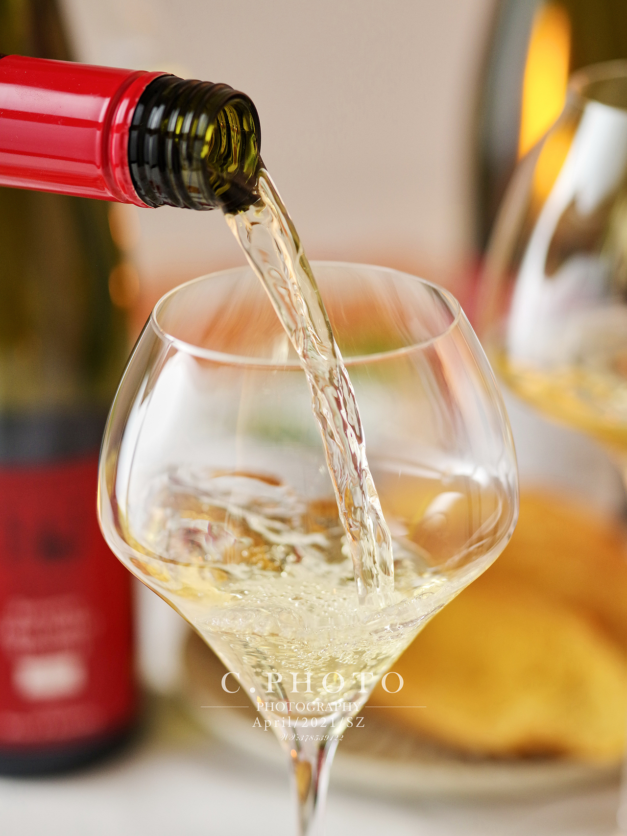 白葡萄酒红酒摄影啤酒摄影啤酒拍摄美食摄影（图ZMjU2NDI1Njky） - 产品摄影 - 站酷设计师Cphoto商业摄影师原创素材 - 站酷ZCOOL
