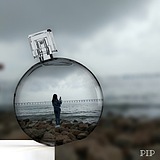 玻璃窗的头像