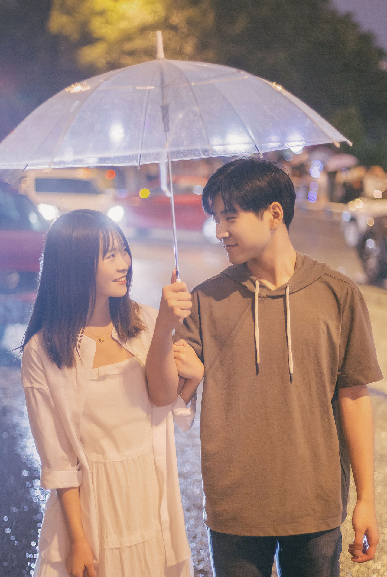 想和你在雨中跳舞（图ZMTIwNzQ0NjIw） - 人像摄影 - 站酷设计师银儿漂漂原创素材 - 站酷ZCOOL