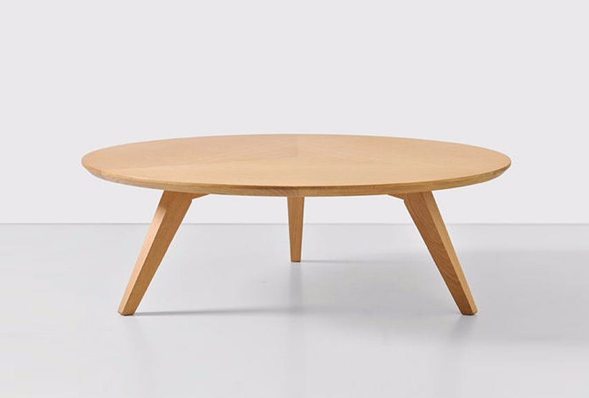 HEMONIDES实木餐桌椅,让你的客厅焕然一新