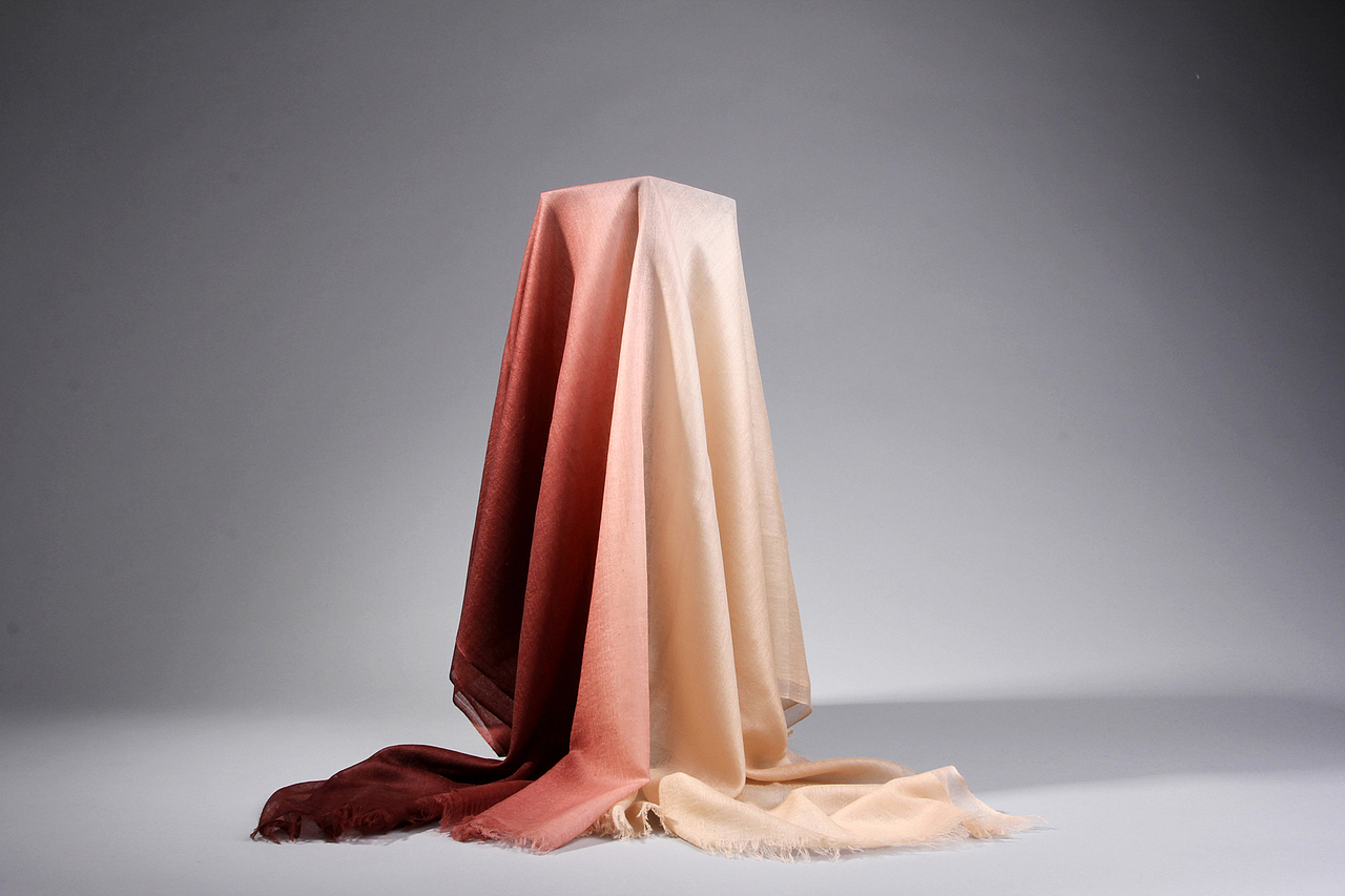 丝巾静物拍摄（图ZMjEzMDc0MTY=） - 产品摄影 - 站酷设计师Nash_jiang原创素材 - 站酷ZCOOL