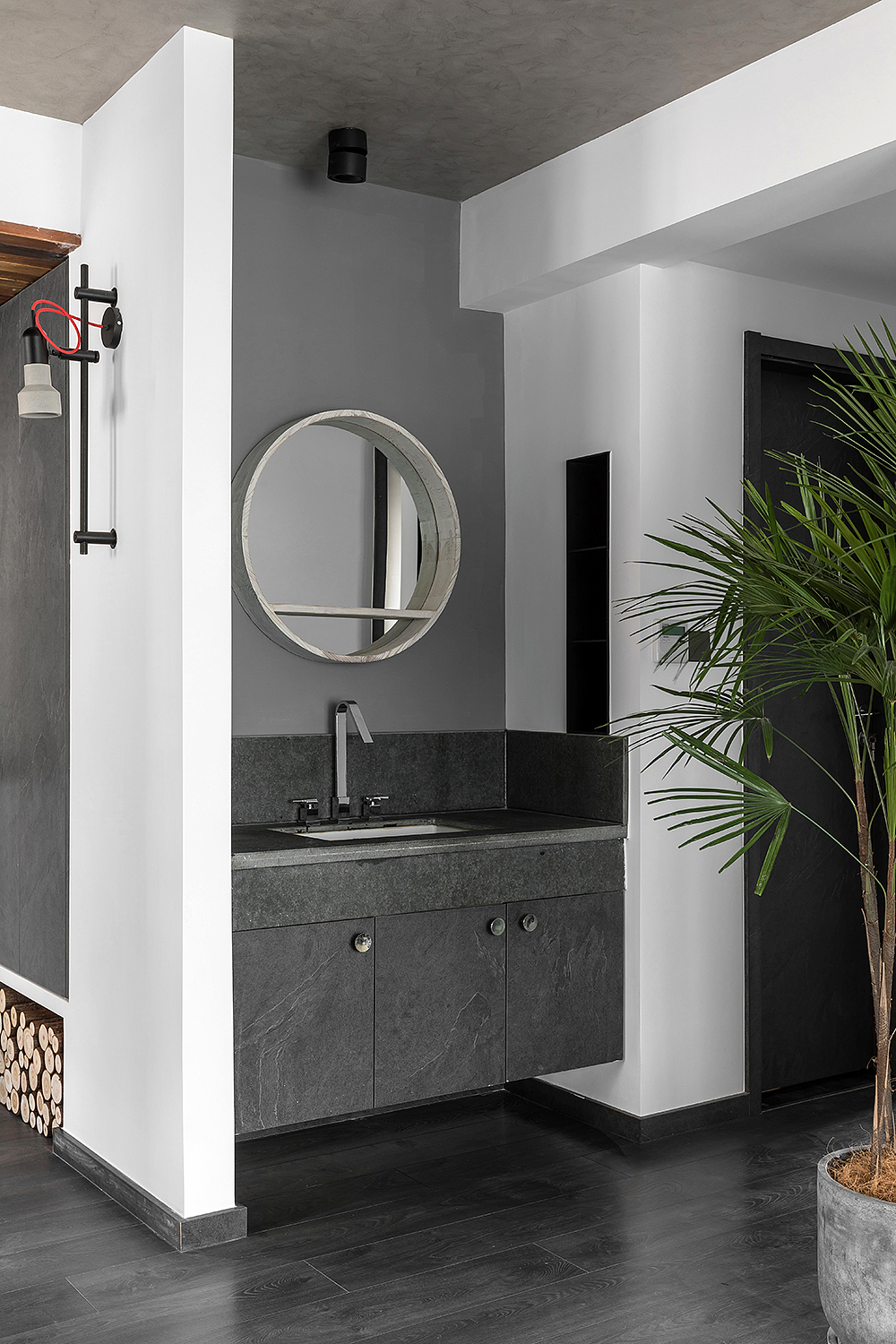 晓时代,有点复古的现代风